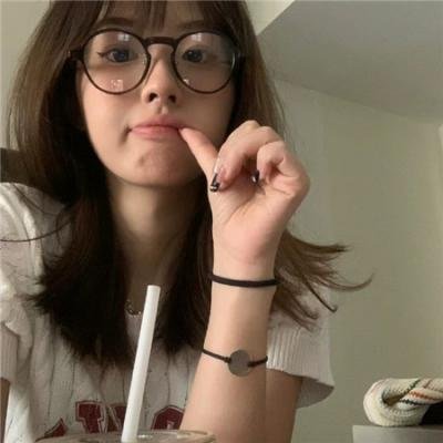 红。白。蓝